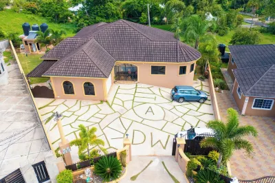 Lovely 1-bedroom apartment in Mandeville with WiFi, AC in safe and private area Hotels near Caribbean Adventures Jamaica