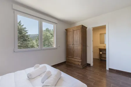 VI El Cuartel 6 in Vila Отели в г. Villatoro