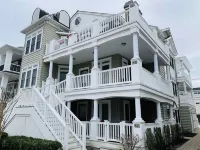 9th & Wesley Ave - Downtown fantastic location