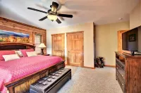 Stallion Ridge Retreat - Incredible Mountain View, Hot Tub, Romantic, Paved Road