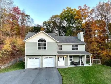 Greenwoods of Warwick