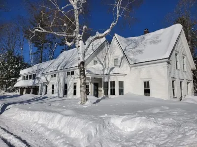 Okemo Ski Retreat  sleeps 16 comfortably and 1 mile to the mountain Hotels near Black River Academy Museum