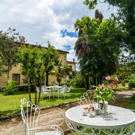 Rustic Farmhouse Stay, Carmignano