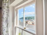 Holiday Home in Kingsand near the Beach