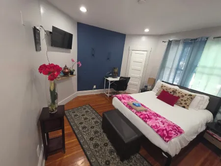 Downtown and secluded