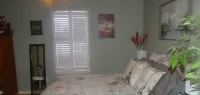 JOYFUL QUARTERS - BEAUTIFUL SPACIOUS 1 BEDRM APARTMENT