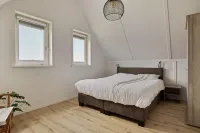 Vacation Home Zeeland by Oosterschelde Park - parking