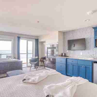 Starfish Manor Oceanfront Hotel Rooms