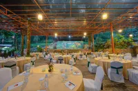 Safari Resort