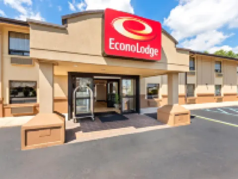 Econo Lodge Woodbridge Hotels in Iselin