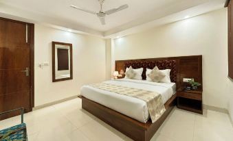 Hotel Emblem Suites by Denver, Delhi Airport