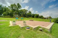 Cozy Casita and Cabana on Lake Marble Falls! - 3-Star