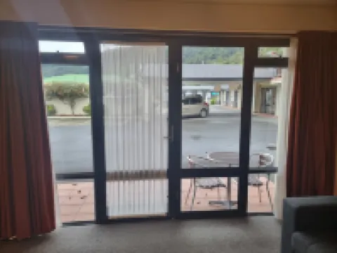 百老匯汽車旅館 皮克頓酒店