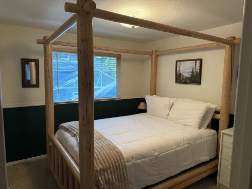 The Most Affordable Winter Adventure Stay in McCall!