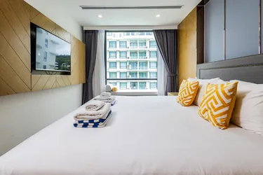 รูปภาพของStylish 2BR Beach Condo Pools & Gym S5503