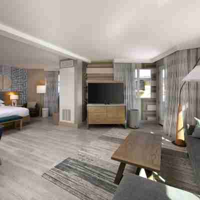 Inn at the Pier Pismo Beach, Curio Collection by Hilton Rooms