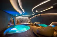 Mediterranean Palace - Romantic