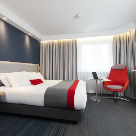 Holiday Inn Express GLASGOW AIRPORT by IHG