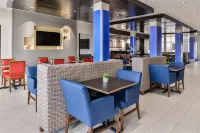 Holiday Inn Express & Suites LEE'S SUMMIT - KANSAS CITY by IHG - breakfast