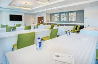 Holiday Inn Express & Suites COVINGTON by IHG Hotels in Covington