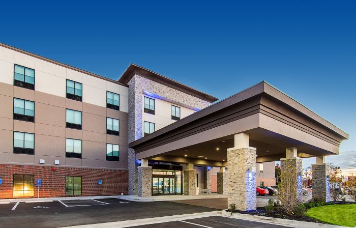 Holiday Inn Express & Suites ATCHISON by IHG