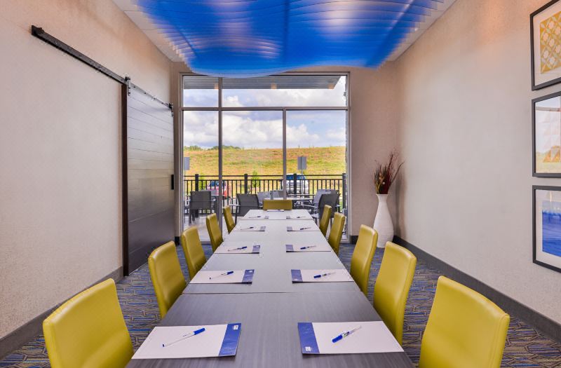 Holiday Inn Express & Suites Farmville by IHG photo 5