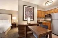 Homewood Suites by Hilton Portland Airport Các khách sạn ở Portland
