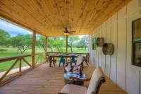 Luxurious Cottage on 3-Acre's in Fred Wine Country