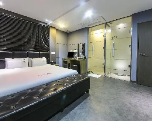 โรงแรมไอเอ็ม โรงแรมในยางซาน-ชี