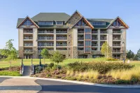 Hilton Grand Vacations Club Paradise Point Hollister - Pools