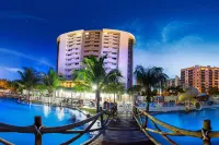 Suites le Jardin - Caldas Novas - С бассейном
