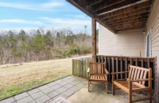 Woodlands Getaway - the Very Best of Branson! Downstairs Unit - 17 Stairs
