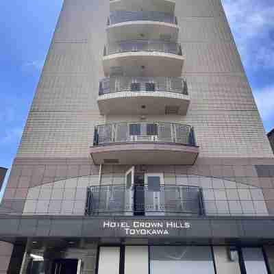 ホテルクラウンヒルズ豊川（BBHホテルグループ） Hotel Exterior