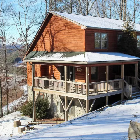 'a Bit of Heaven' Cabin < 13 Miles from Boone!