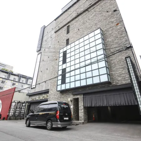 Masan Almond Hotel