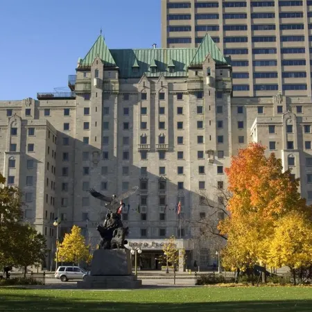 Lord Elgin Hotel