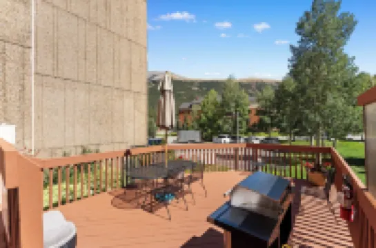 Summit House East #313