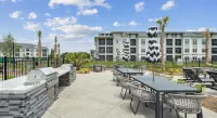 Landing Apartments - Waterway Hills - 4-Star