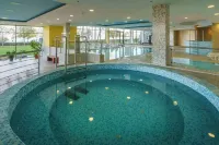 Club218 Wellness Apartments - spa