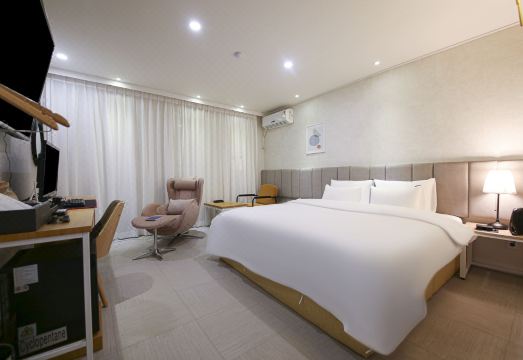 계룡 브라운도트 계룡시청점