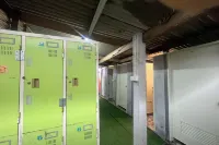 Noah’s Ark Cannabis Bar Restaurant Hostel - ホステル