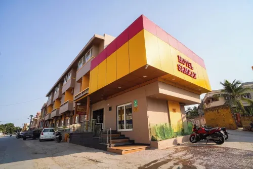 Hotel Samrat Hotels in Diu