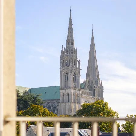 Campanile PRIME - Chartres Centre Gare Cathédrale