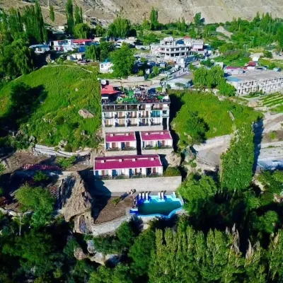 Hard Rock Hunza Resort Villa - parking