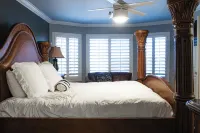 Spacious, Fully Equipped 5BR Home w/ Pool - balcony
