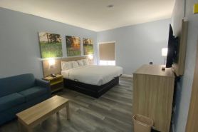 Days Inn by Wyndham Dodge City