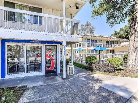 Oakland, CA - Embarcadero