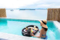 Novotel Koh SI Chang - Beach