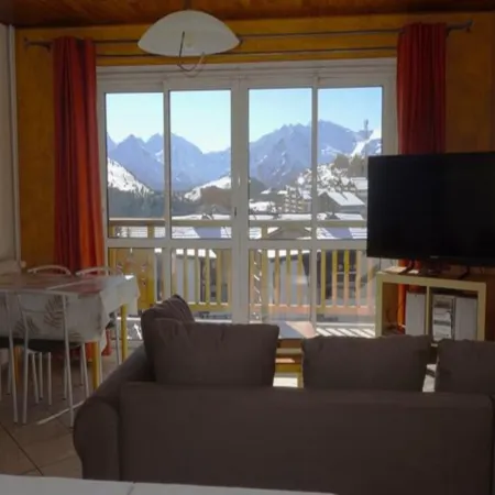 Apartment in Les Choucas by Ski Slopes