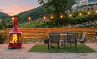 Namhae Jjhouse Pension
